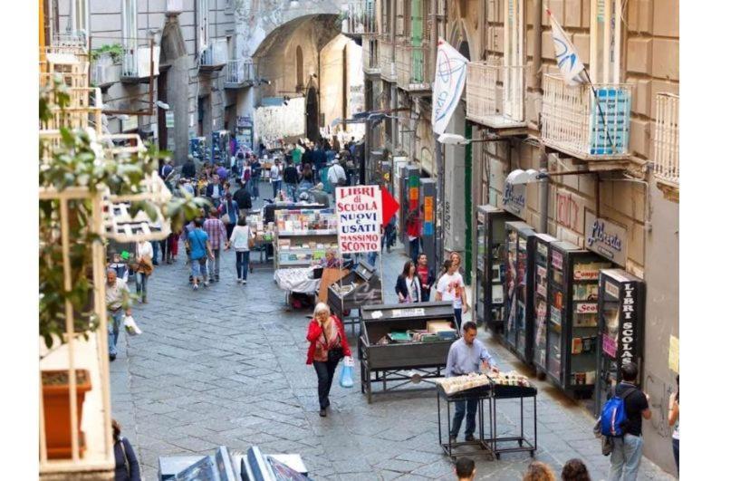 Bed and Breakfast D&M21 Napoli Esterno foto