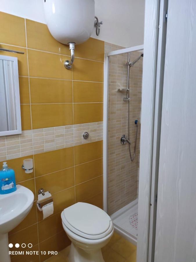 Bed and Breakfast D&M21 Napoli Esterno foto