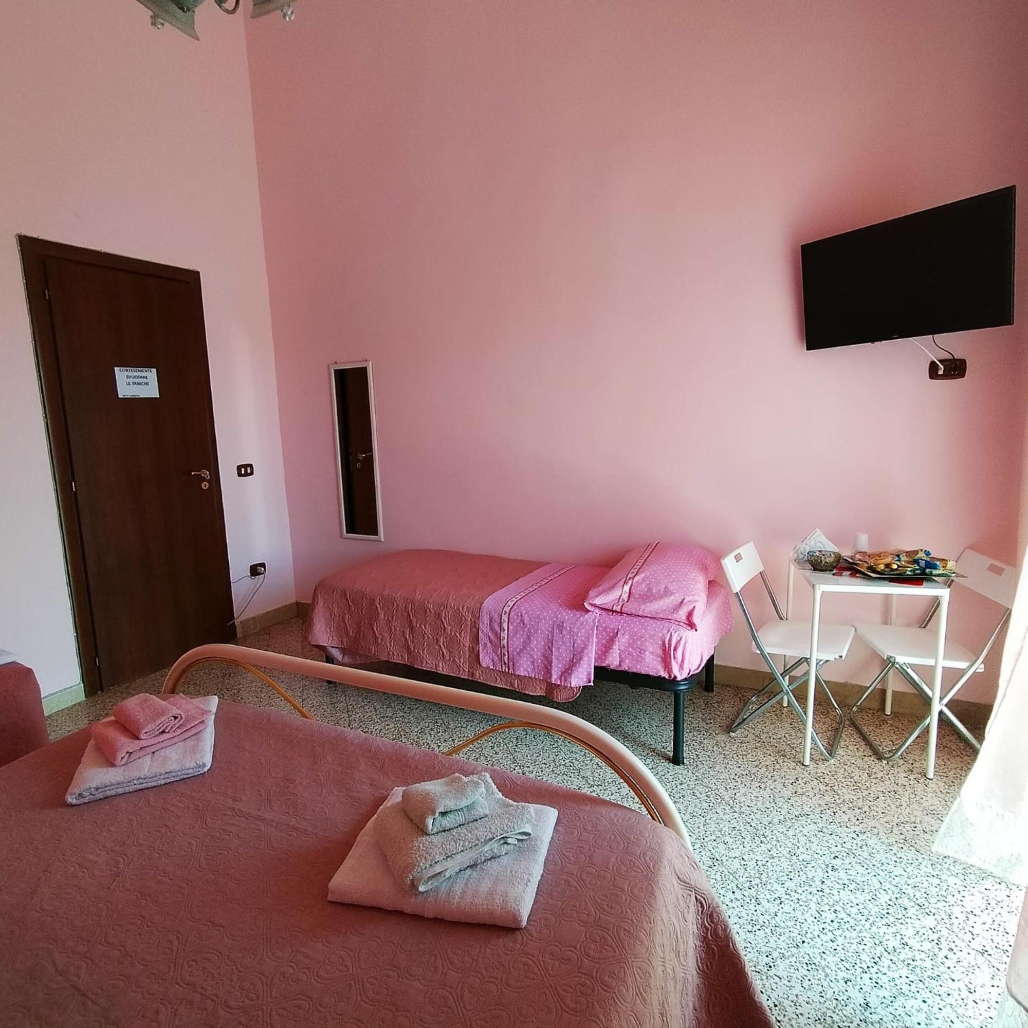 Bed and Breakfast D&M21 Napoli Esterno foto